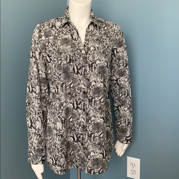 Motherhood Maternity Button Down Snakeskin Blouse - Picture 1 of 6